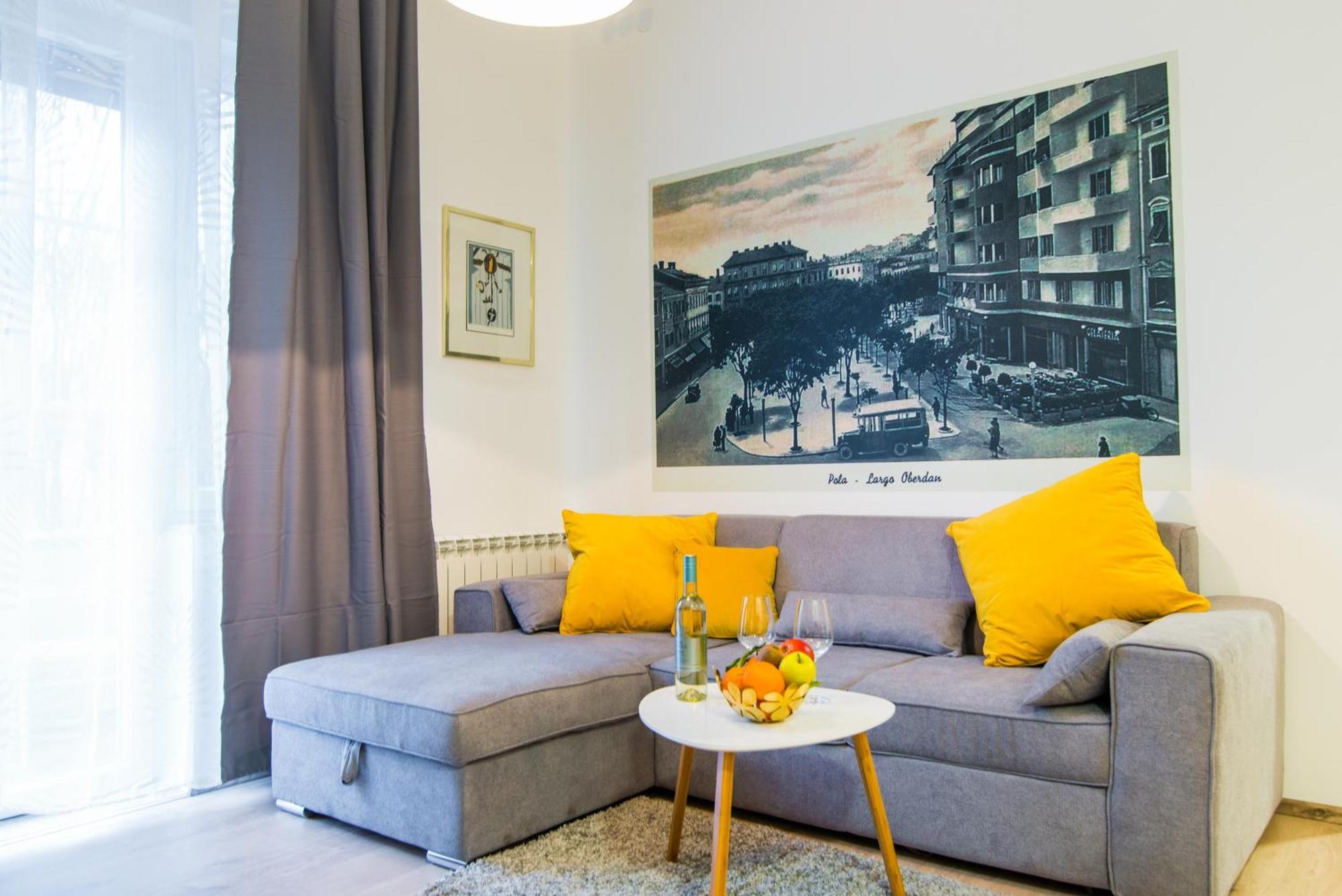 Polai Center Apartments المظهر الخارجي الصورة