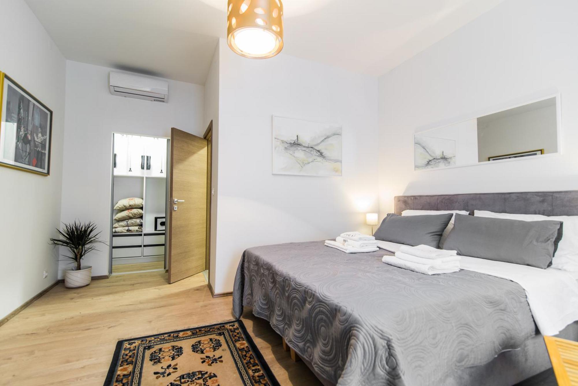 Polai Center Apartments المظهر الخارجي الصورة